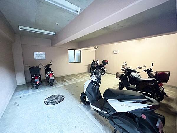 バイク置場
