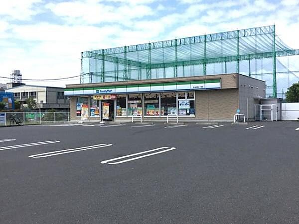 ファミリーマート茅ヶ崎円蔵一丁目店まで612m
