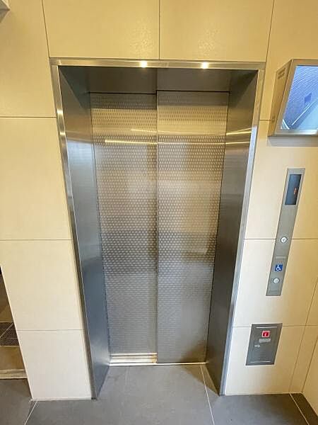 エレベーター