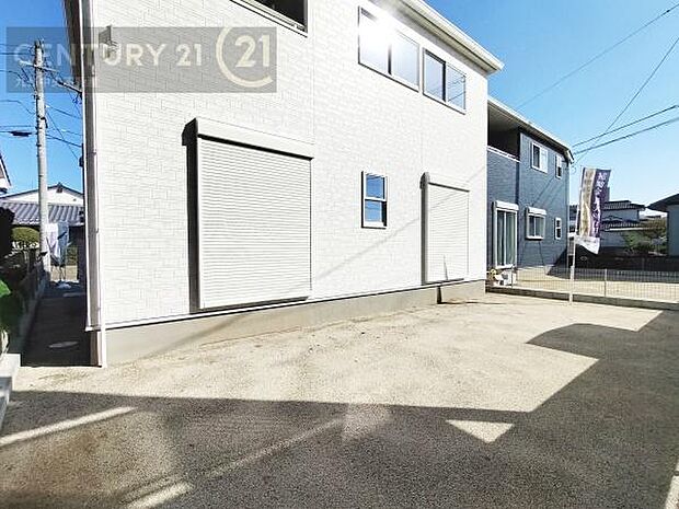 【庭】あると嬉しいお庭。家庭菜園やドッグランに。