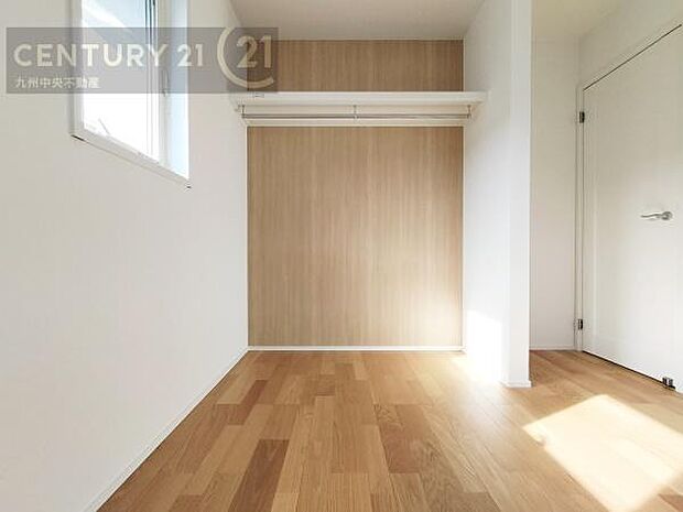 【オープンクローゼット】