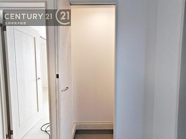 【シューズインクローク】