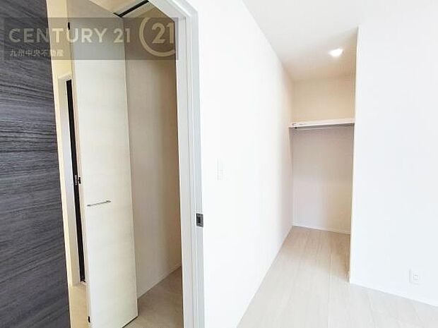 【クローゼット】お部屋ごとに設けた収納は住みやすさへのこだわりです。