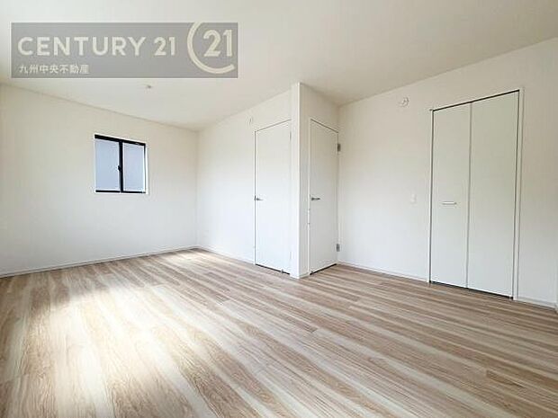 【洋室】間仕切り対応可能なのでライフスタイルに合わせてお使いいただけます。