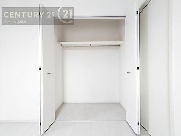 【クローゼット】お部屋ごとに設けた収納は住みやすさへのこだわりです。