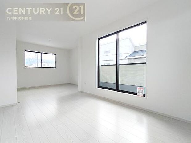 【洋室】間仕切り対応可能なのでライフスタイルに合わせてお使いいただけます。