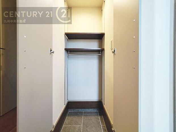 【シューズインクローク】