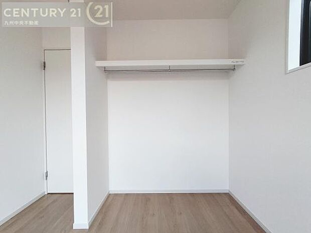 【オープンクローゼット】