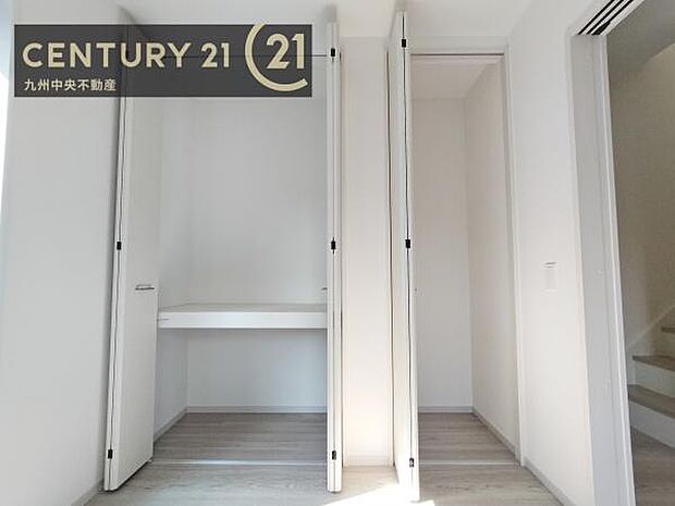 【クローゼット】お部屋ごとに設けた収納は住みやすさへのこだわりです。
