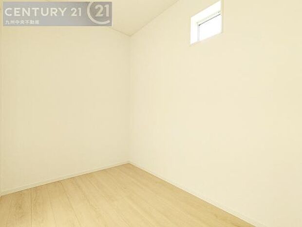 【ストレージルーム】