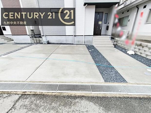 並列2台駐車可能