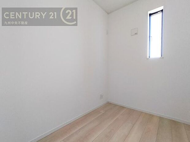 【テレワークルーム】リモートワークや学習時に便利なワークスペース。