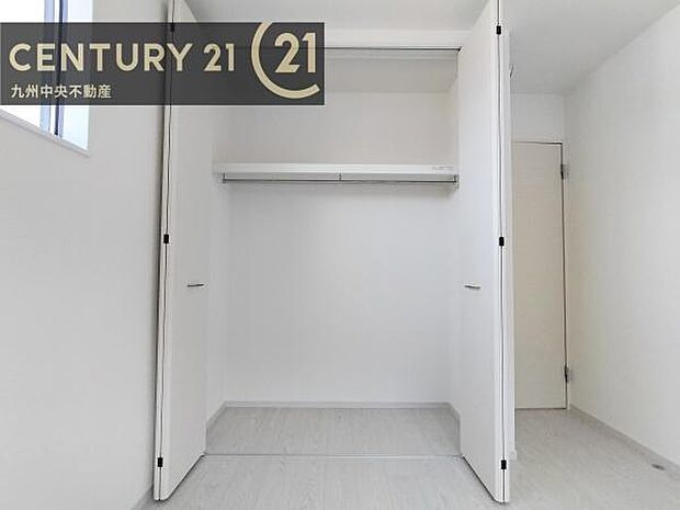 【クローゼット】