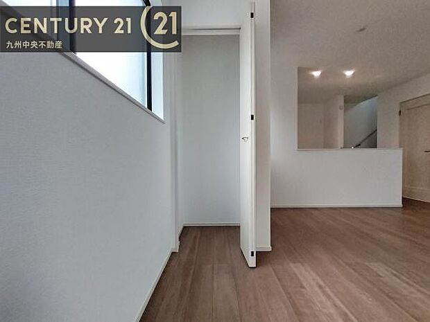 【リビング収納】