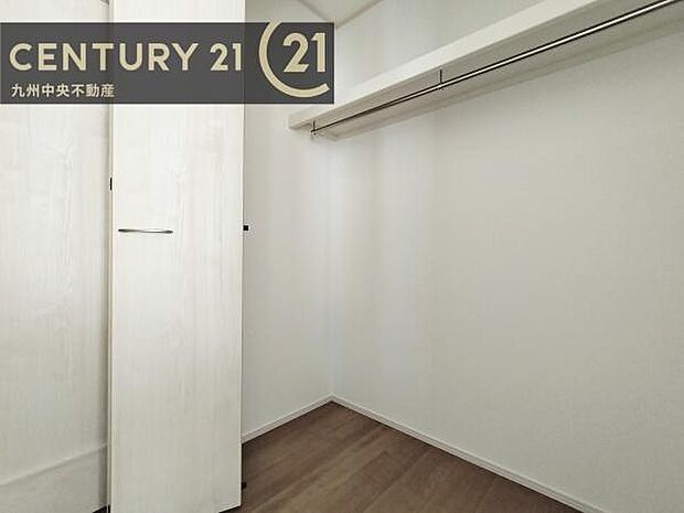 【クローゼット】お部屋ごとに設けた収納は住みやすさへのこだわりです。