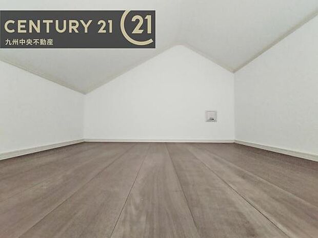 【ロフト】シーズンオフの物がたっぷり片付きます。