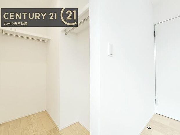 【クローゼット】お部屋ごとに設けた収納は住みやすさへのこだわりです。