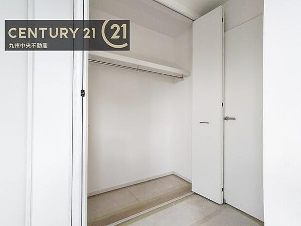 【クローゼット】お部屋ごとに設けた収納は住みやすさへのこだわりです。