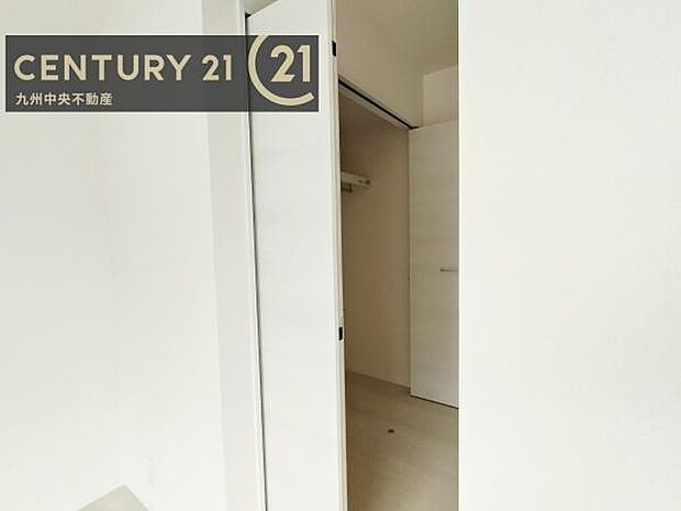 【クローゼット】お部屋ごとに設けた収納は住みやすさへのこだわりです。