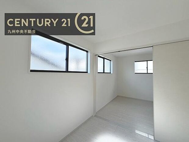 【洋室】間仕切り対応可能なのでライフスタイルに合わせてお使いいただけます。