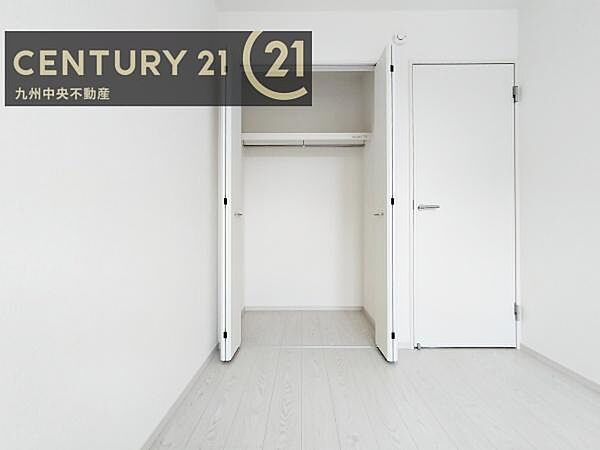 【クローゼット】お部屋ごとに設けた収納は住みやすさへのこだわりです。