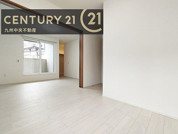 【洋室】間仕切り対応可能なのでライフスタイルに合わせてお使いいただけます。