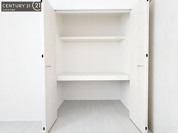【クローゼット】お部屋ごとに設けた収納は住みやすさへのこだわりです。