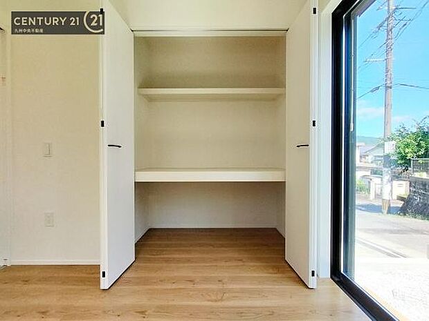 【クローゼット】お部屋ごとに設けた収納は住みやすさへのこだわりです。