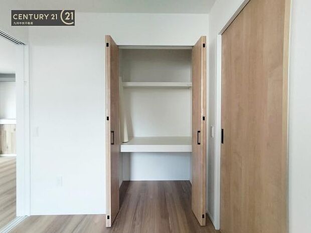 【クローゼット】お部屋ごとに設けた収納は住みやすさへのこだわりです。