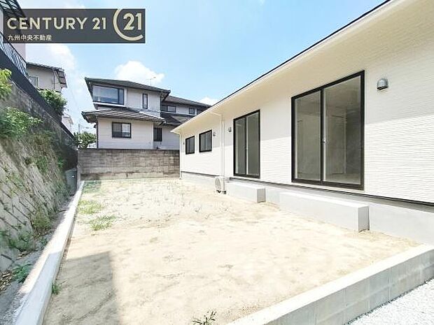 【庭】あると嬉しいお庭。家庭菜園やドッグランに。