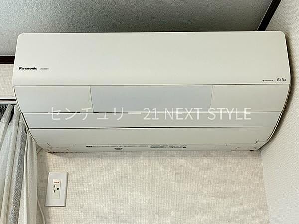 1階リビングのエアコン(残置物）