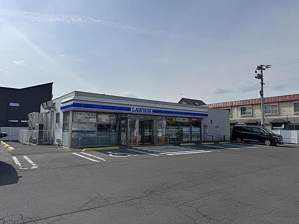 ローソン弘前紺屋町店まで1374m