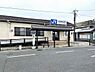 周辺：大和新庄駅(JR西日本 和歌山線)まで1995m、駅周辺には　国道24号　近鉄新庄駅 - 徒歩15分圏内　等が有る。葛城市内に所在する唯一のJRの駅である。