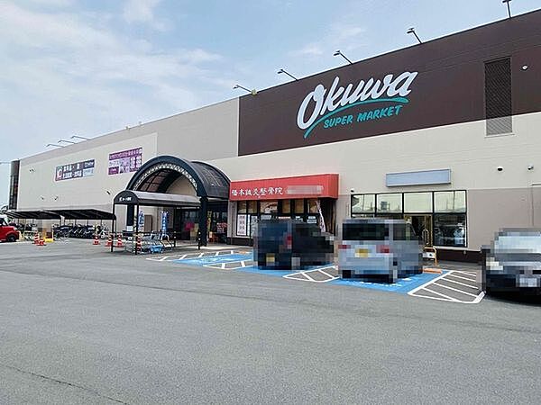 オークワ橿原坊城店まで1071m、営業時間（1階）9：00～24：00（2階）9：00～21：00　※一部専門店等、営業時間が異なります。