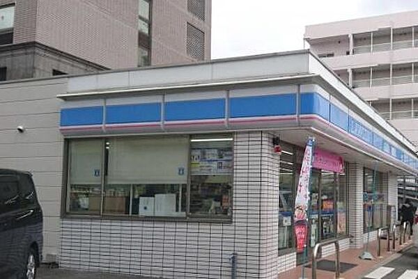 ローソンJR三郷駅前店まで2007m