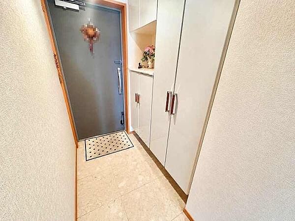 大容量の玄関シューズクロークです！