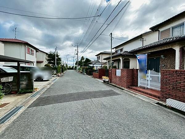 前面道路の幅員は約6.1ｍ