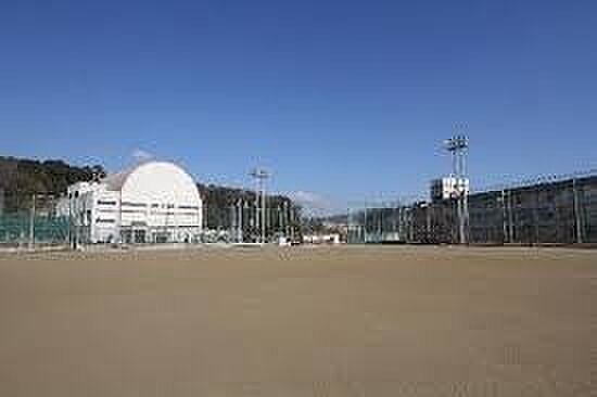 福井運動広場グラウンドまで685m
