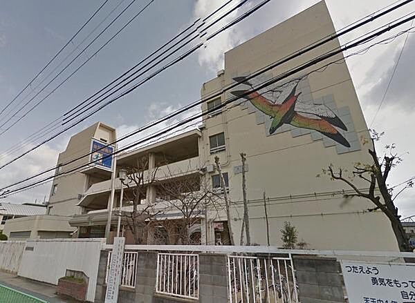 茨木市立天王中学校まで897m