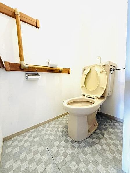 ★清潔感のあるトイレ空間です♪