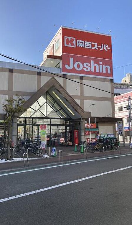 関西スーパー市岡店まで906m