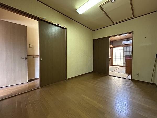 洋室