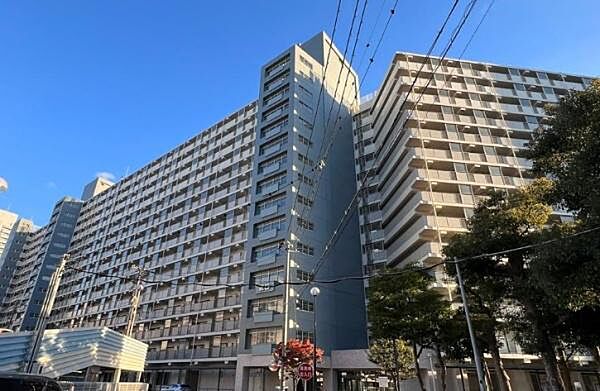 外観：328000684079