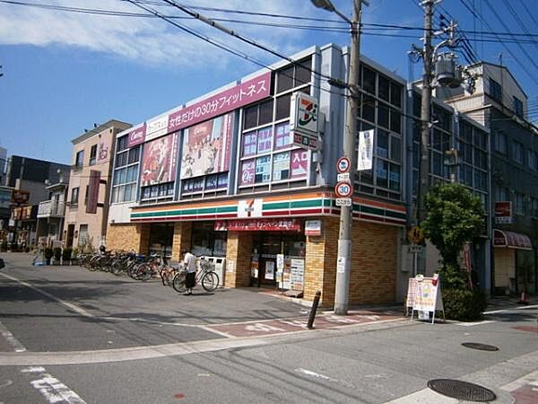 セブンイレブン大阪四貫島2丁目店まで732m