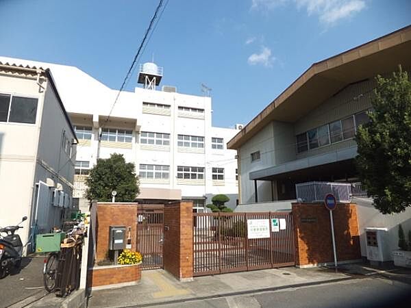 大阪市立春日出中学校まで630m