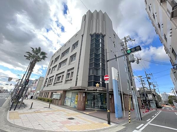 大阪府此花警察署まで1309m