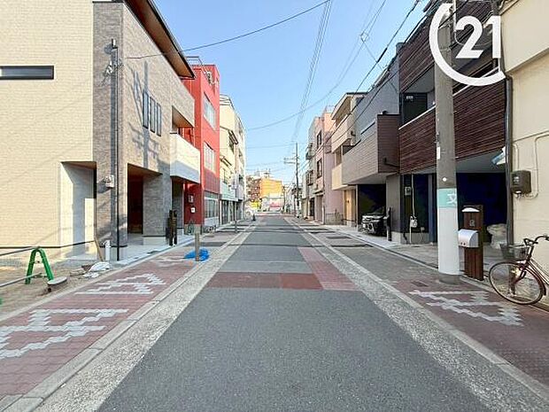 比較的交通量が少なく、前道も安心！