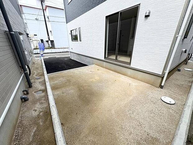 【庭】お庭のお写真です。使い方は自由自在！