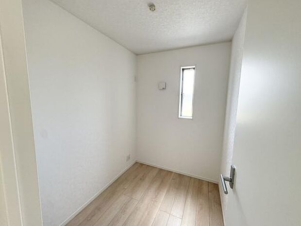 【テレワークルーム】お仕事にも趣味にも便利なテレワークルーム!