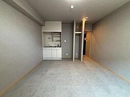 バックス大津雄琴レイクヒルズ 1階ワンルームのリビング/ダイニング